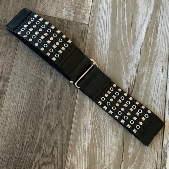 Great Studded leather belt - Picture 1 of 8